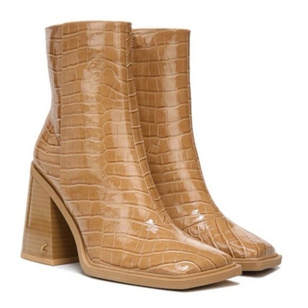 NWT Circus by Sam Edelman Layla Bootie in Caramel - Size 8